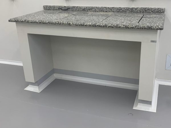 Mesa de Balança Sievom Mobiliario Tecnico para Laboratorio